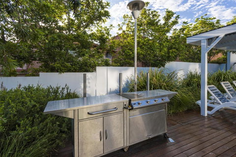 Oaks Nelson Bay Lure Suites - Surfers Gold Coast 7