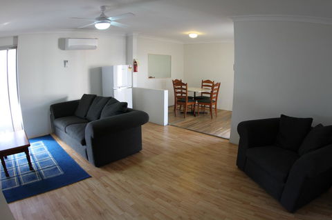 Sleepy Hill Motor Inn - Surfers Gold Coast 38