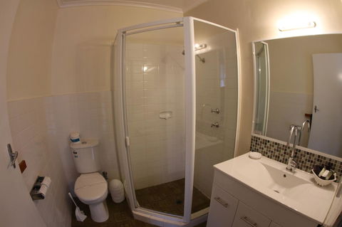Sleepy Hill Motor Inn - Surfers Gold Coast 26