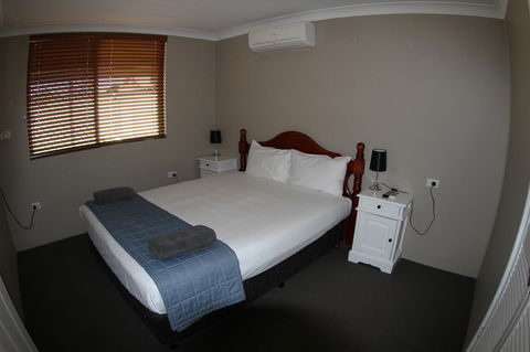 Sleepy Hill Motor Inn - Surfers Gold Coast 36