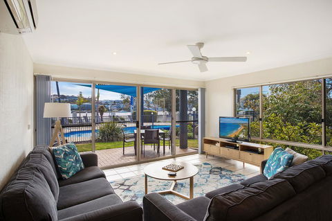Sails Luxury Apartments Merimbula - Surfers Gold Coast 14