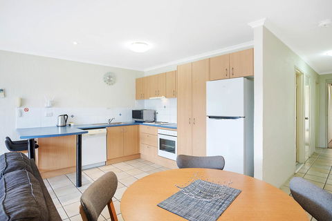 Sails Luxury Apartments Merimbula - Surfers Gold Coast 41