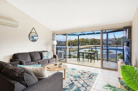 Sails Luxury Apartments Merimbula - Surfers Gold Coast 29