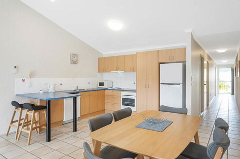 Sails Luxury Apartments Merimbula - Surfers Gold Coast 38