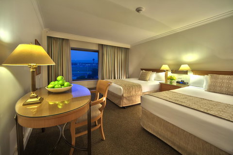 Stamford Plaza Sydney Airport Hotel & Conference Centre - Surfers Gold Coast 12