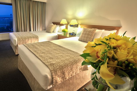 Stamford Plaza Sydney Airport Hotel & Conference Centre - Surfers Gold Coast 9
