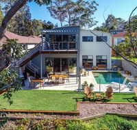 The Edgewater Bed  Breakfast - Surfers Gold Coast