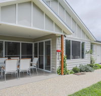 Armidale Cottage - Surfers Gold Coast
