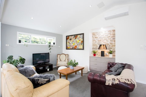 Armidale Cottage - House 2 - Surfers Gold Coast 21