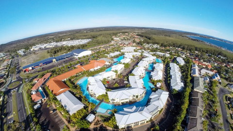 Oaks Port Stephens Pacific Blue Resort - Surfers Gold Coast 3