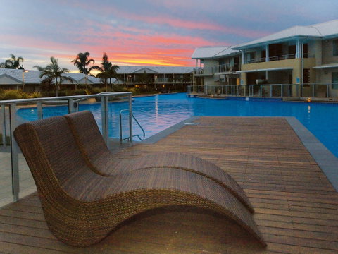 Oaks Port Stephens Pacific Blue Resort - Surfers Gold Coast 7