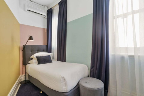 Hotel Harry, Ascend Hotel Collection - Surfers Gold Coast 14