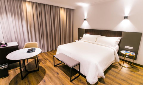 The Grace Hotel - Surfers Gold Coast 25