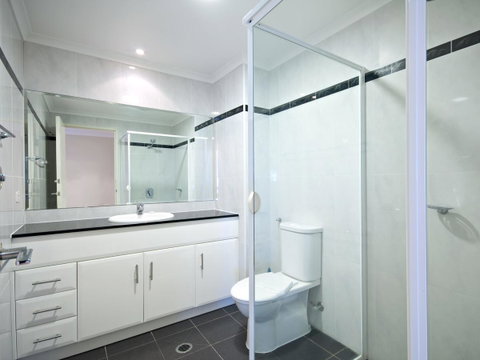 Messines Street, Breakwater Apartment, 104 - Surfers Gold Coast 6