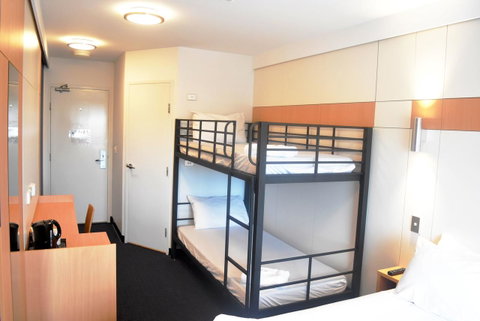 Ibis Budget - Gosford - Surfers Gold Coast 5