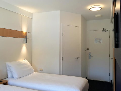 Ibis Budget - Gosford - Surfers Gold Coast 18