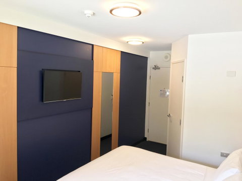 Ibis Budget - Gosford - Surfers Gold Coast 16