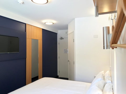 Ibis Budget - Gosford - Surfers Gold Coast 17