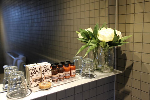 Kirketon Hotel Sydney - Surfers Gold Coast 11