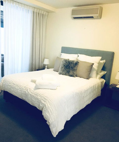 Boathouse Resort (Water Front) - Surfers Gold Coast 3