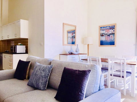 Boathouse Resort (Water Front) - Surfers Gold Coast 8