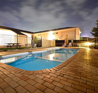Winning Post Motor Inn - Surfers Gold Coast