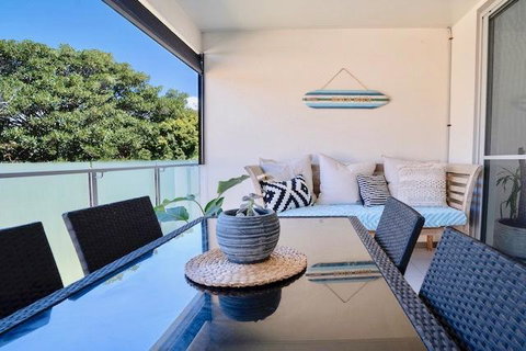 Hastings By The Sea - Surfers Gold Coast 18