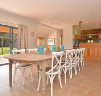 James Estate Guesthouse - Surfers Gold Coast