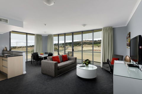 Rydges Mount Panorama Bathurst - Surfers Gold Coast 12
