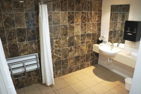 Rydges Mount Panorama Bathurst - Surfers Gold Coast 1