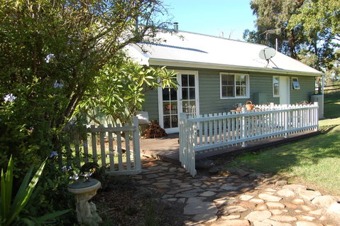 Cadair Cottages - Surfers Gold Coast 9