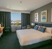 Alpha Hotel Eastern Creek - Surfers Gold Coast