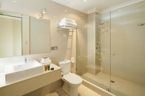 Best Western Plus Hotel Stellar - Surfers Gold Coast 5