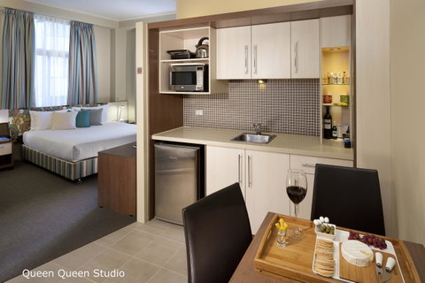 Best Western Plus Hotel Stellar - Surfers Gold Coast 9