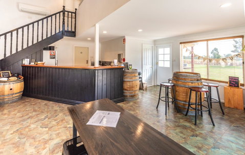 Madigan Wine Country Cottages - Surfers Gold Coast 25