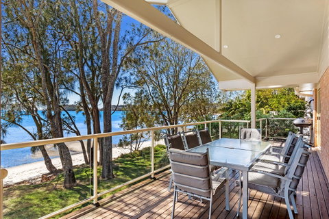 Foreshore Drive, 123, Sandranch - Surfers Gold Coast 0