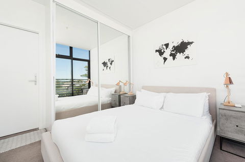 Newtown's Best Designer Apartment - Surfers Gold Coast 9