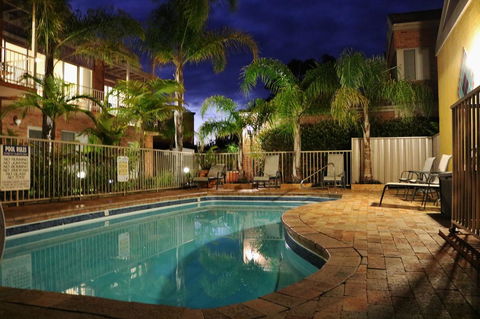 Beaches Apartments Merimbula - Surfers Gold Coast 0