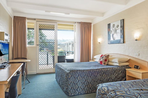Black Dolphin Resort Motel & Apartments - Surfers Gold Coast 13