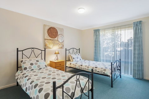 Black Dolphin Resort Motel & Apartments - Surfers Gold Coast 2