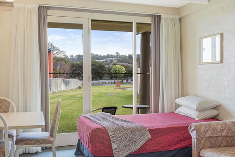 Black Dolphin Resort Motel & Apartments - Surfers Gold Coast 15