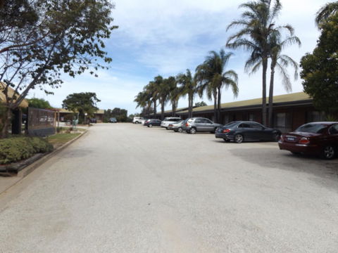 Federation Motel Resort - Corowa - Surfers Gold Coast 38