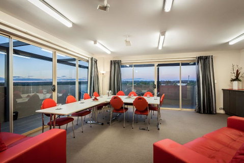 Mantra Castle Hill Sydney, An Accor Hotel - Surfers Gold Coast 4