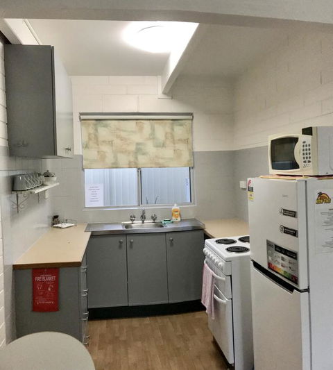 Kon Tiki Apartments - Surfers Gold Coast 12