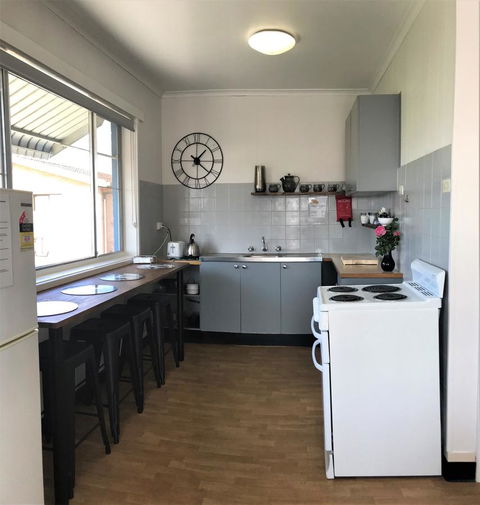 Kon Tiki Apartments - Surfers Gold Coast 7