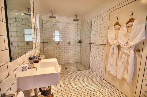 The Bronte Boutique Hotel - Surfers Gold Coast 9