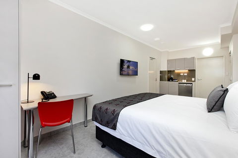 Argus Hotel Darwin - Surfers Gold Coast 14