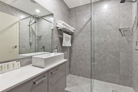 Argus Hotel Darwin - Surfers Gold Coast 9