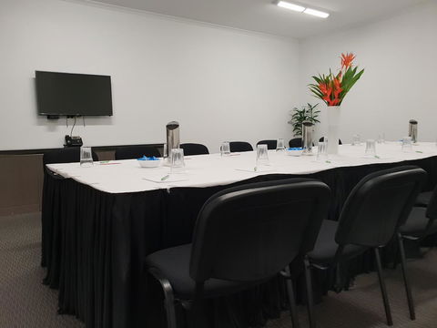 Darwin City Hotel - Surfers Gold Coast 14