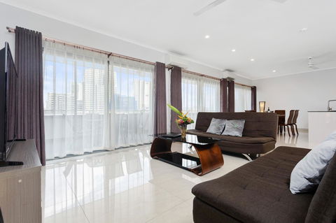 Darwin City Hotel - Surfers Gold Coast 6